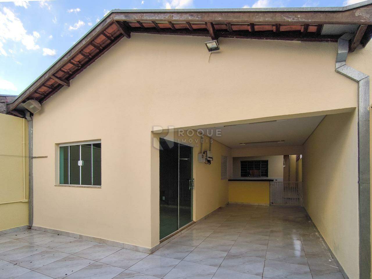 Casa Residencial à venda no bairro Jardim Odecio Degan: FRENTE