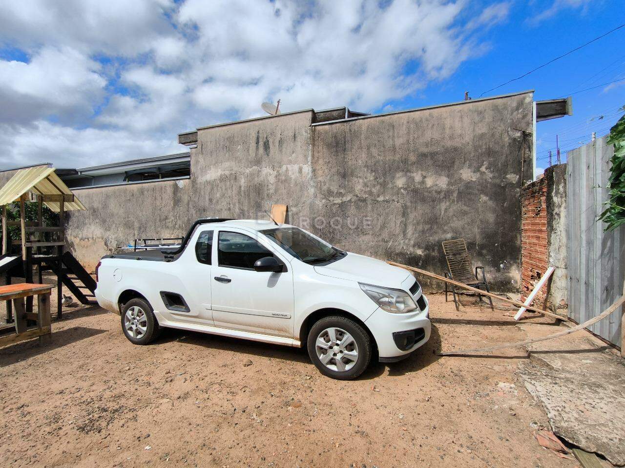 Terreno à venda no bairro Jardim Residencial Regina Bastelli: 
