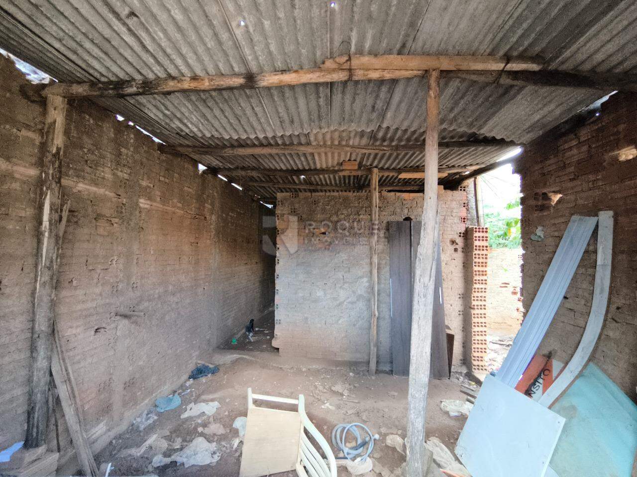 Terreno à venda no bairro Jardim Residencial Regina Bastelli: 