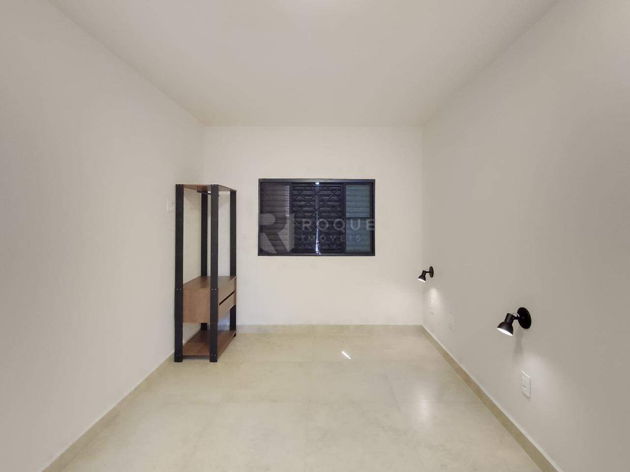 Apartamento para aluguel no bairro Jardim Santa Cecília: Suíte 01