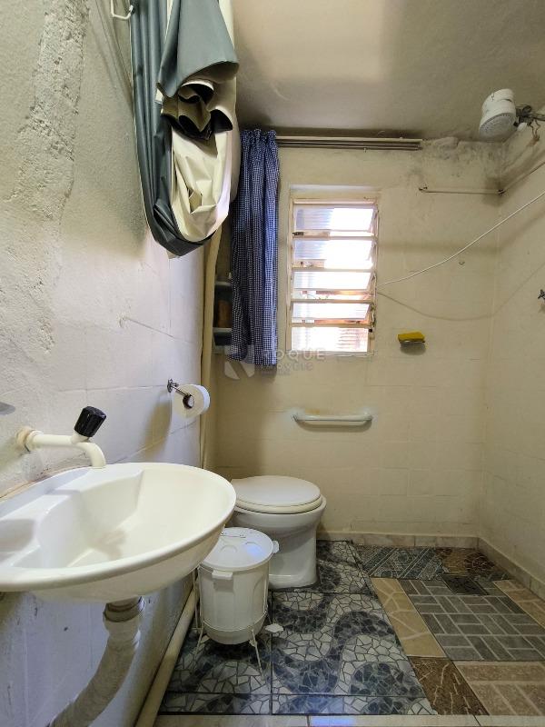 Casa Residencial à venda no bairro Jardim São Paulo: BANHEIRO SOCIAL 2