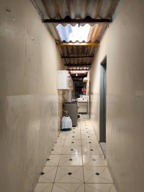 Casa Residencial à venda no bairro Jardim São Paulo: CORREDOR INTERNO