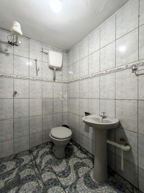 Casa Residencial à venda no bairro Jardim São Paulo: BANHEIRO SOCIAL 1