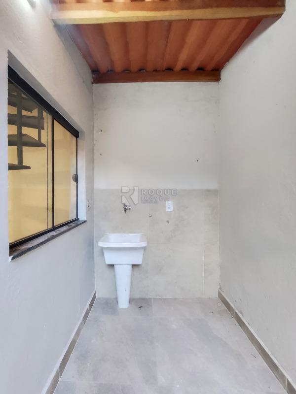 Apartamento para aluguel no bairro Jardim Santa Cecília: Lavanderia
