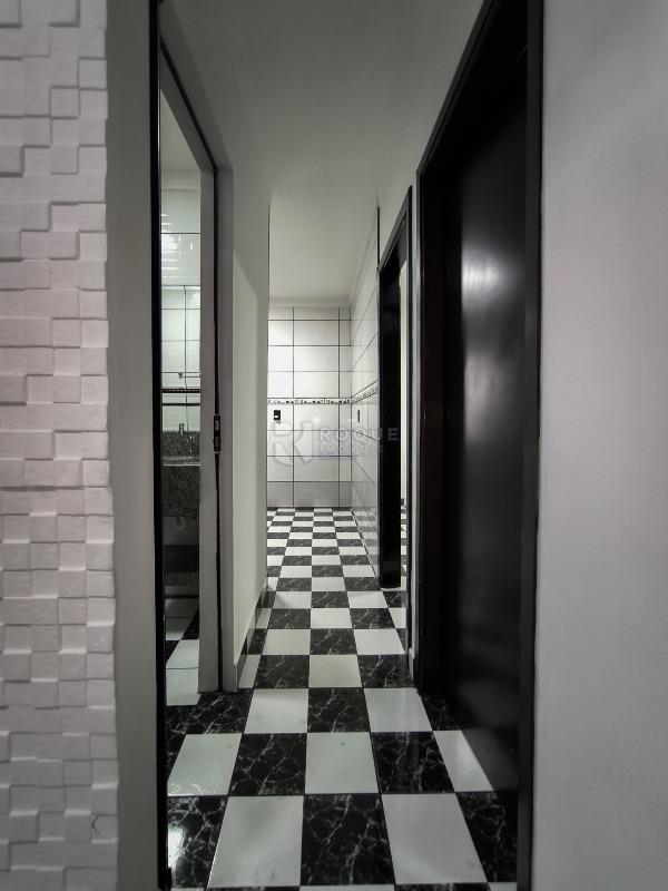 Casa Residencial à venda no bairro Jardim Santa Adélia: CORREDOR INTERNO