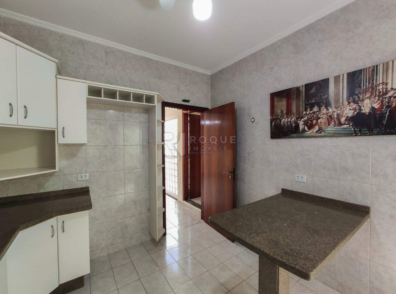 Casa Residencial para aluguel no bairro Jardim Esmeralda: Cozinha