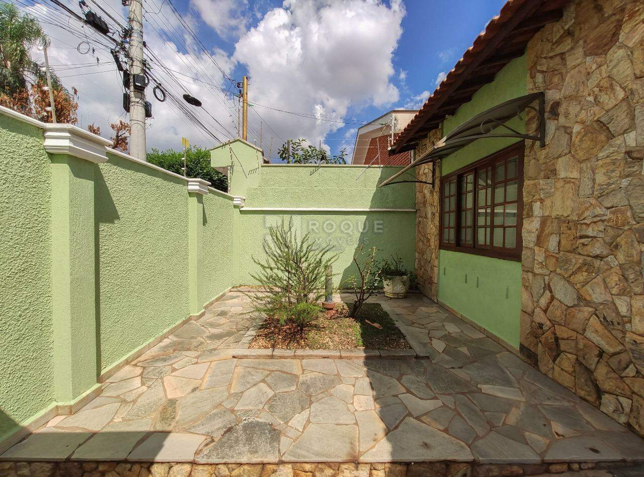Casa Residencial para aluguel no bairro Jardim Esmeralda: Frente 