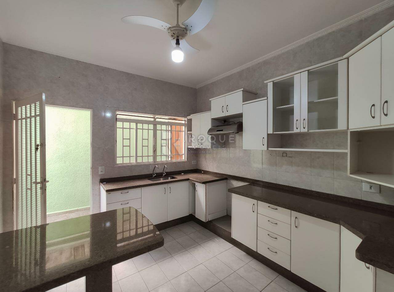 Casa Residencial para aluguel no bairro Jardim Esmeralda: Cozinha