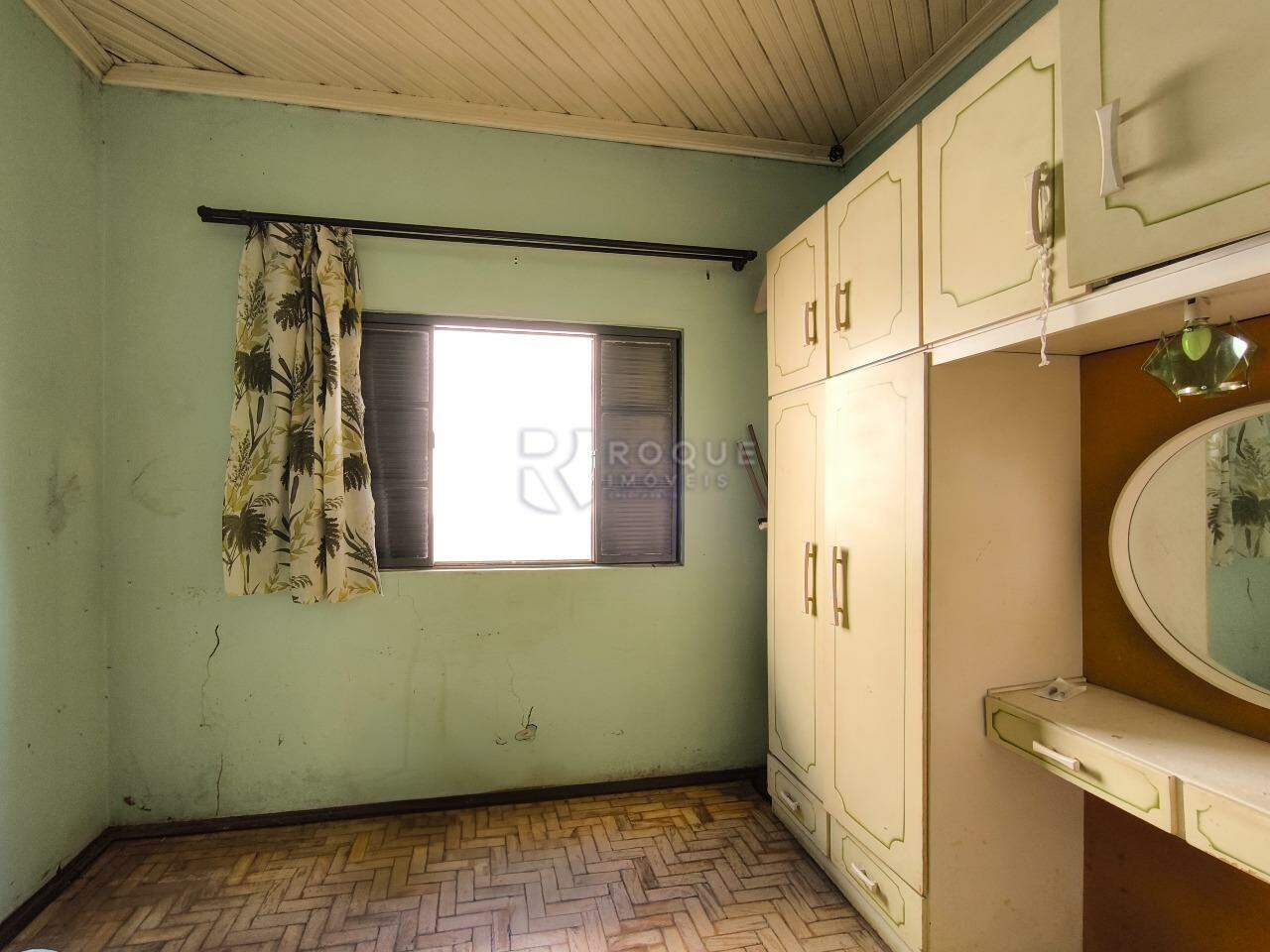 Casa Residencial à venda no bairro Centro: DORMITÓRIO 2