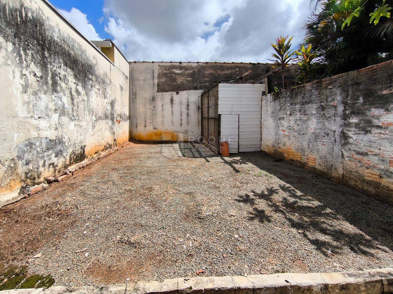 Casa Residencial à venda no bairro Centro: QUINTAL CASA 2