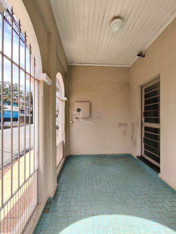 Casa Residencial à venda no bairro Centro: VARANDA