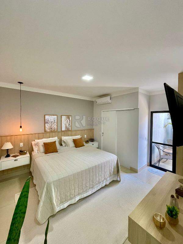 Casa em condomínio à venda no bairro Jardim Residencial Campo Novo: Suite