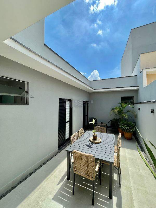 Casa em condomínio à venda no bairro Jardim Residencial Campo Novo: Área Lazer