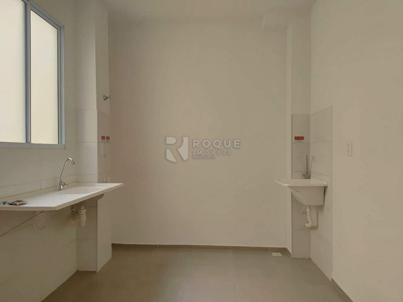Apartamento para aluguel no bairro Fazenda Duas Barras: Cozinha 