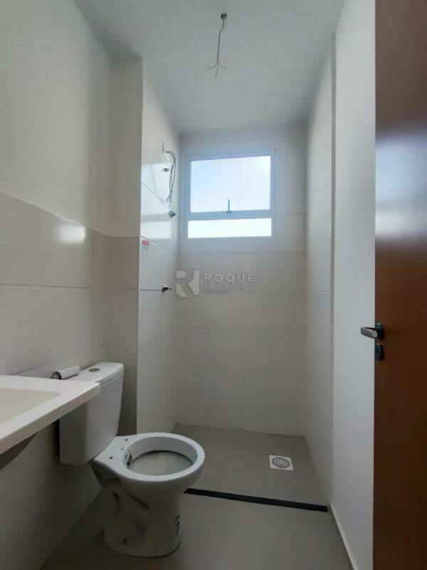 Apartamento para aluguel no bairro Fazenda Duas Barras: Wc social 