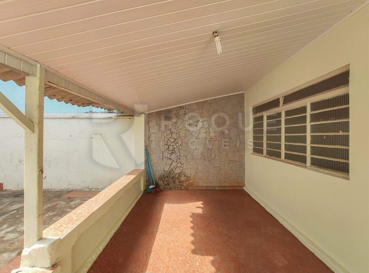 Casa Residencial à venda no bairro Jardim Morro Azul: Área externa 