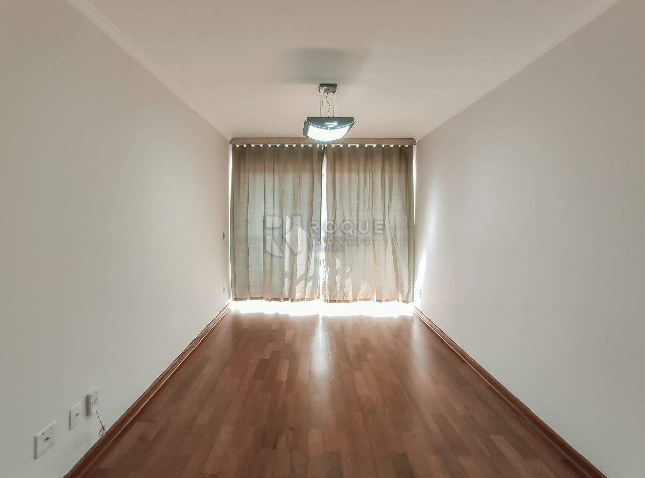Apartamento à venda no bairro Centro: Sala 