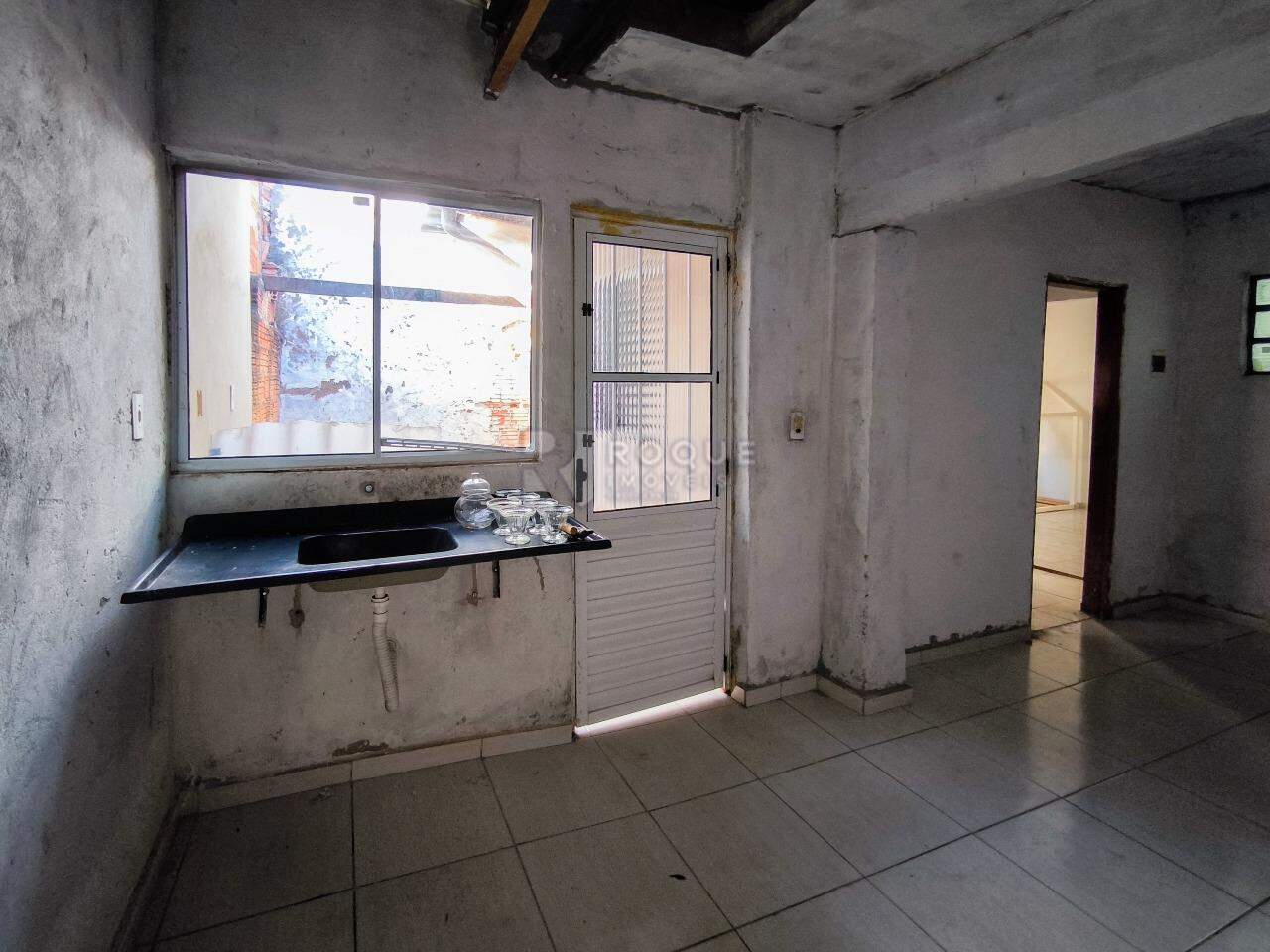 Casa Residencial à venda no bairro Parque Residencial Abílio Pedro: COZINHA