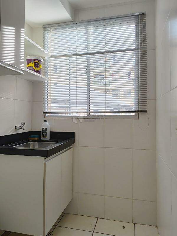 Apartamento para aluguel no bairro Vila Camargo: Lavanderia