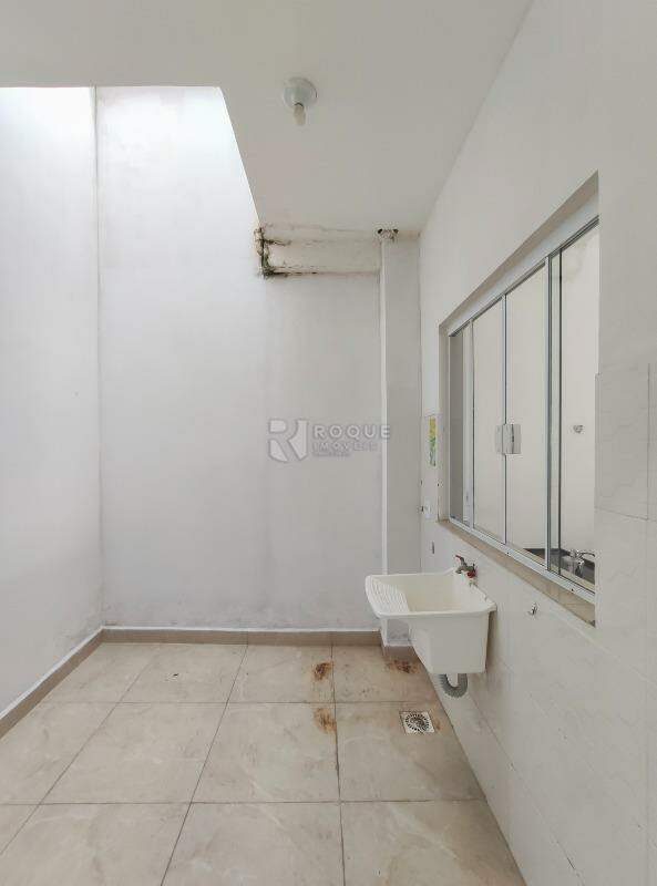 Casa Residencial para aluguel no bairro Residencial Palmeira Real: Área de serviço 