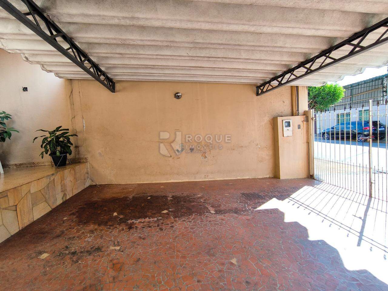 Casa Residencial à venda no bairro Vila Paulista: GARAGEM