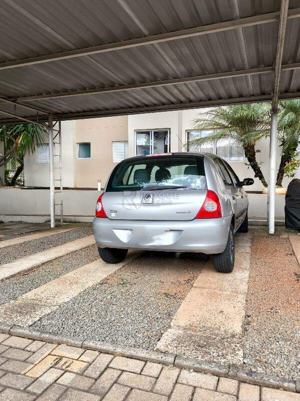 Apartamento à venda no bairro Chácaras Antonieta: VAGA DE GARAGEM