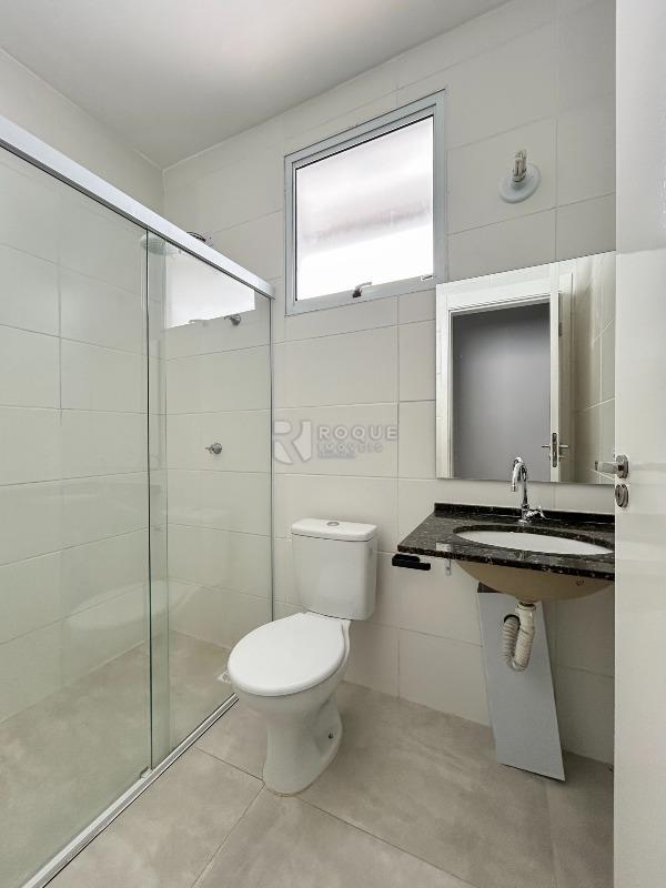 Casa Residencial para aluguel no bairro Jardim Primavera: WC social 