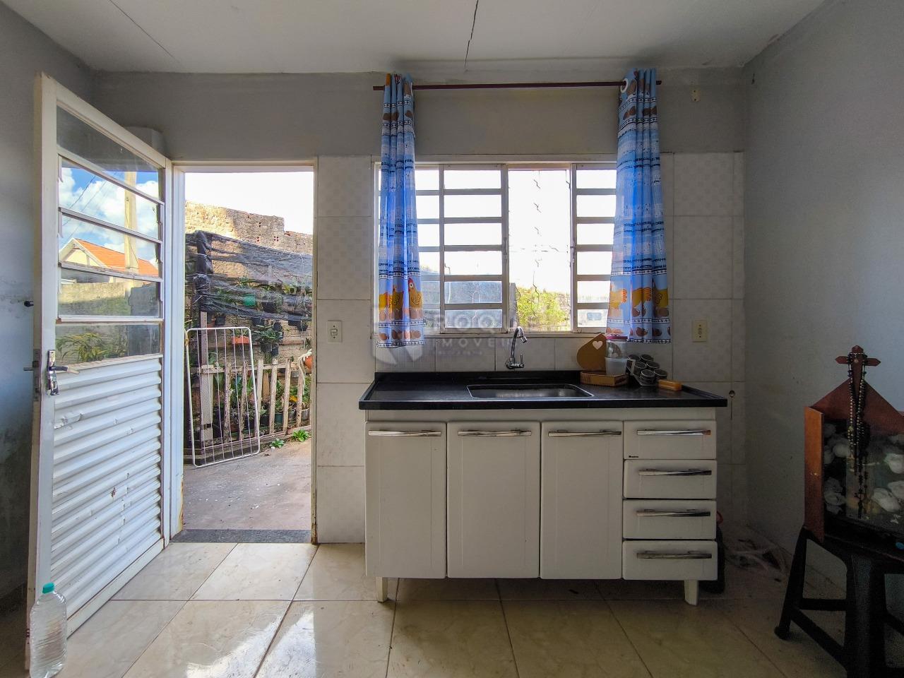 Casa Residencial à venda no bairro Jardim Ouro Verde: COZINHA CASA 2