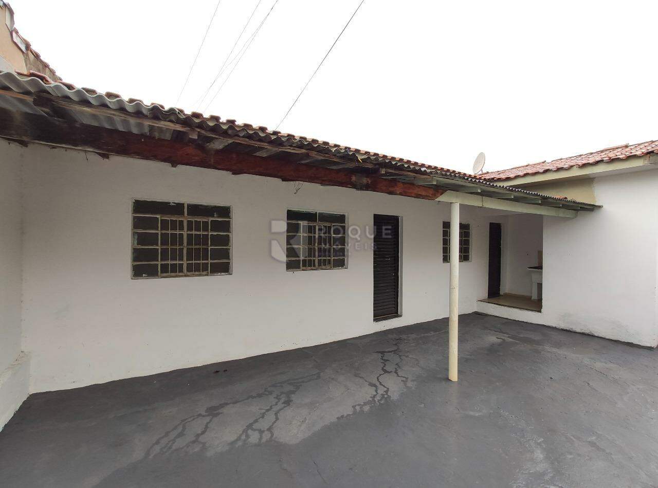 Casa Residencial para aluguel no bairro Jardim Nossa Senhora do Amparo: Frente 