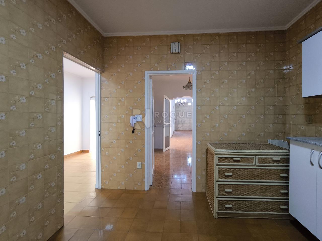 Casa Residencial à venda no bairro Vila Claudia: COZINHA