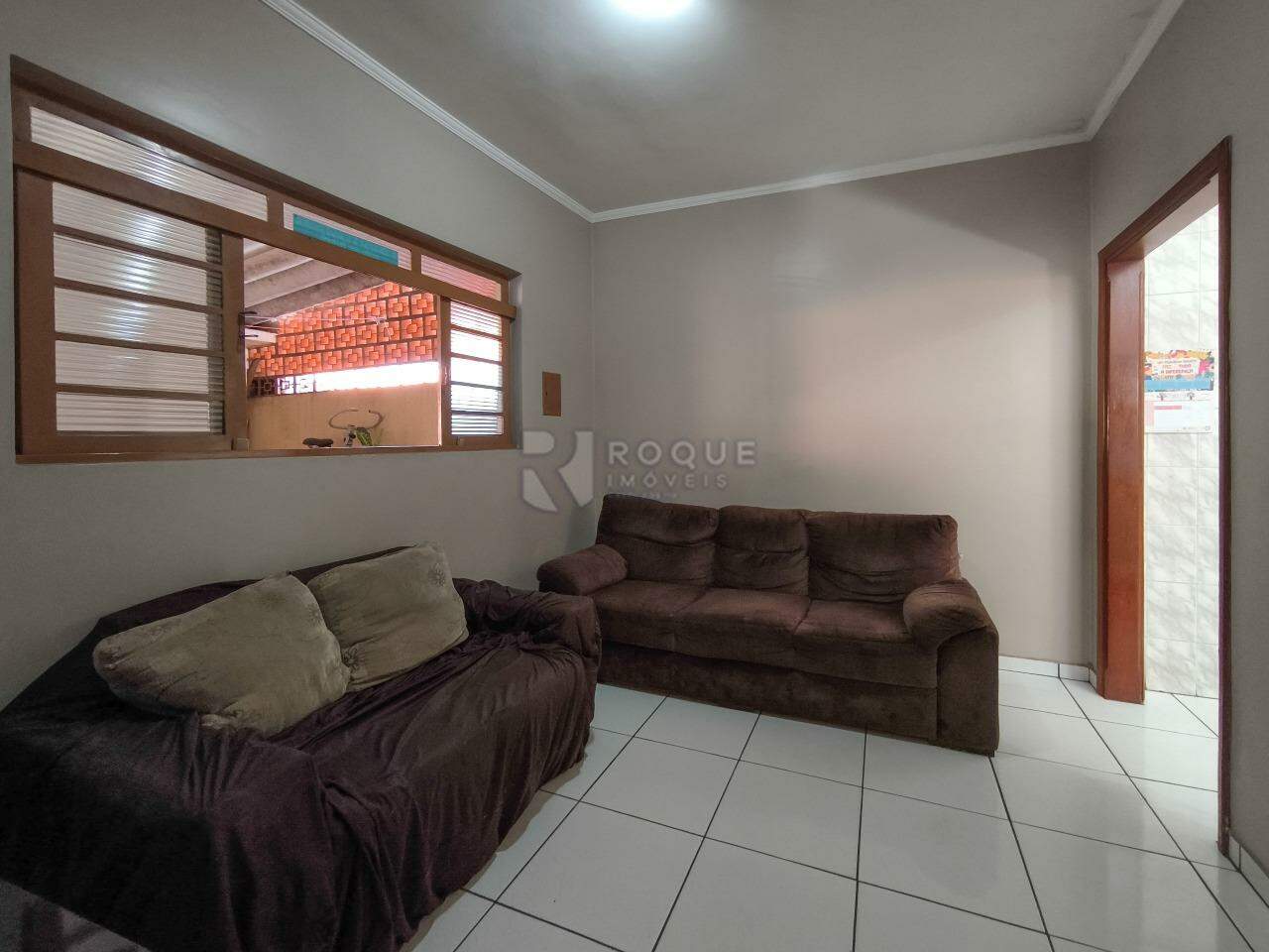 Casa Residencial à venda no bairro Jardim Gustavo Pecinini: SALA DE ESTAR