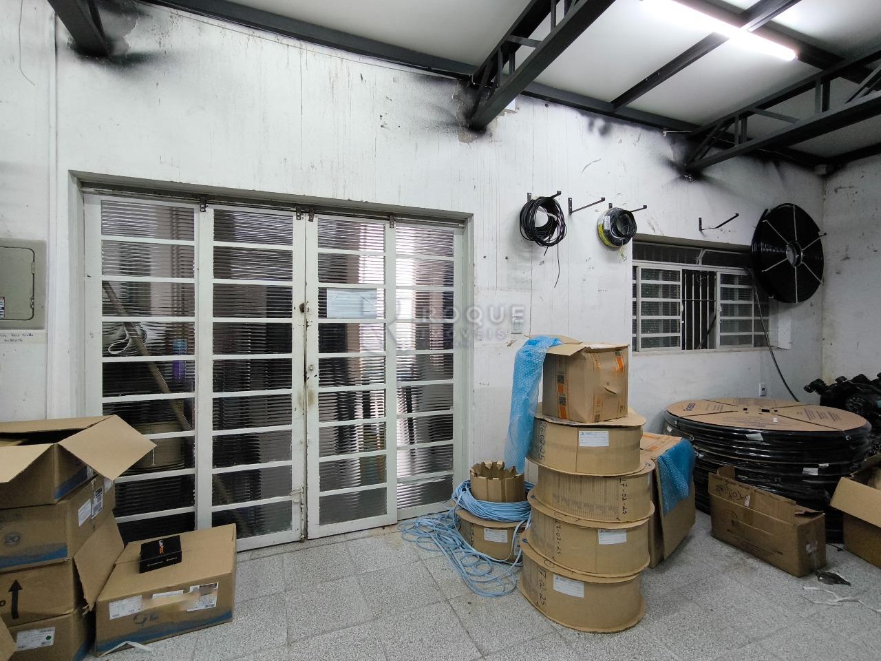 Prédio Comercial à venda no bairro Jardim Nova Europa: DEPÓSITO 3