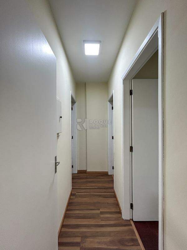Apartamento para aluguel no bairro Centro: Hall