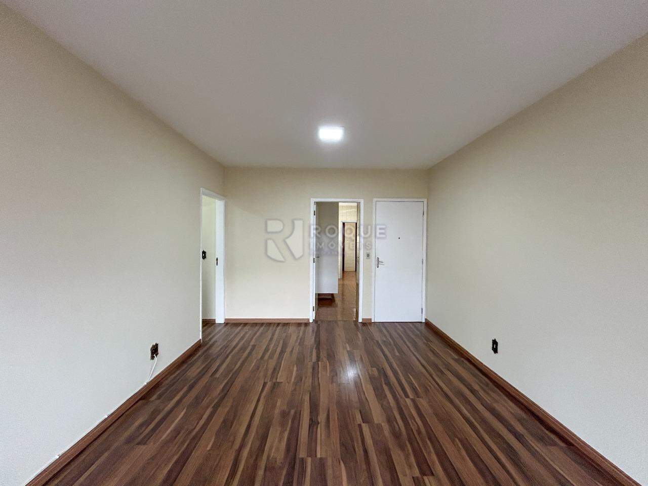 Apartamento para aluguel no bairro Centro: Sala