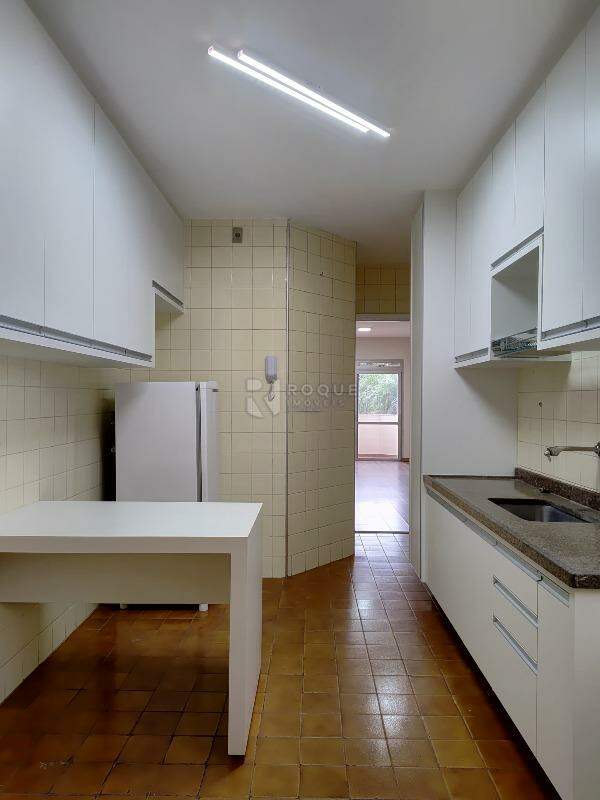 Apartamento para aluguel no bairro Centro: Cozinha 