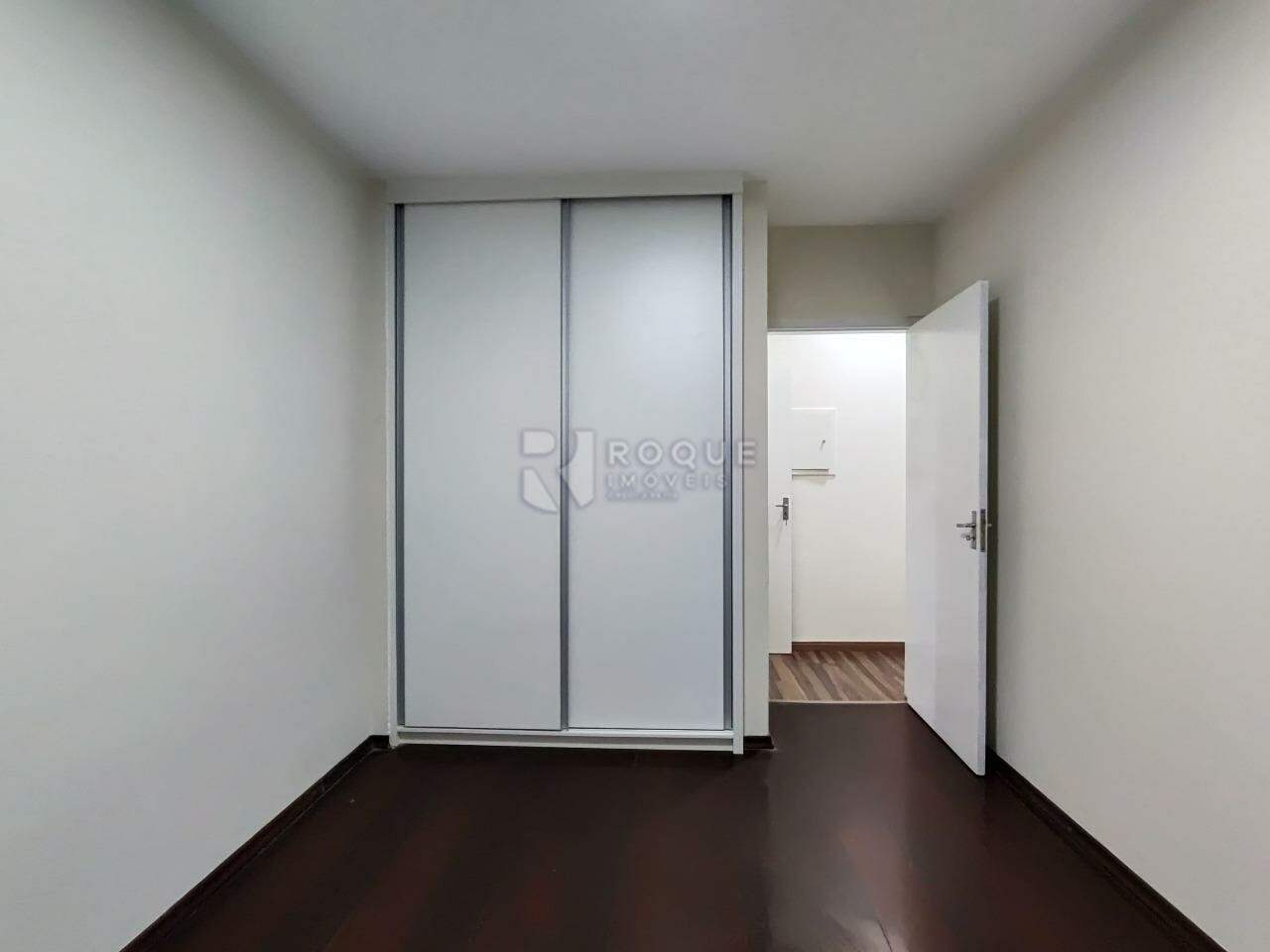 Apartamento para aluguel no bairro Centro: Dormitório 01