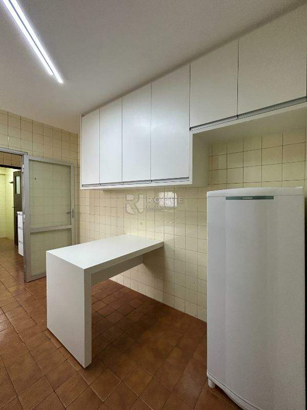 Apartamento para aluguel no bairro Centro: Cozinha
