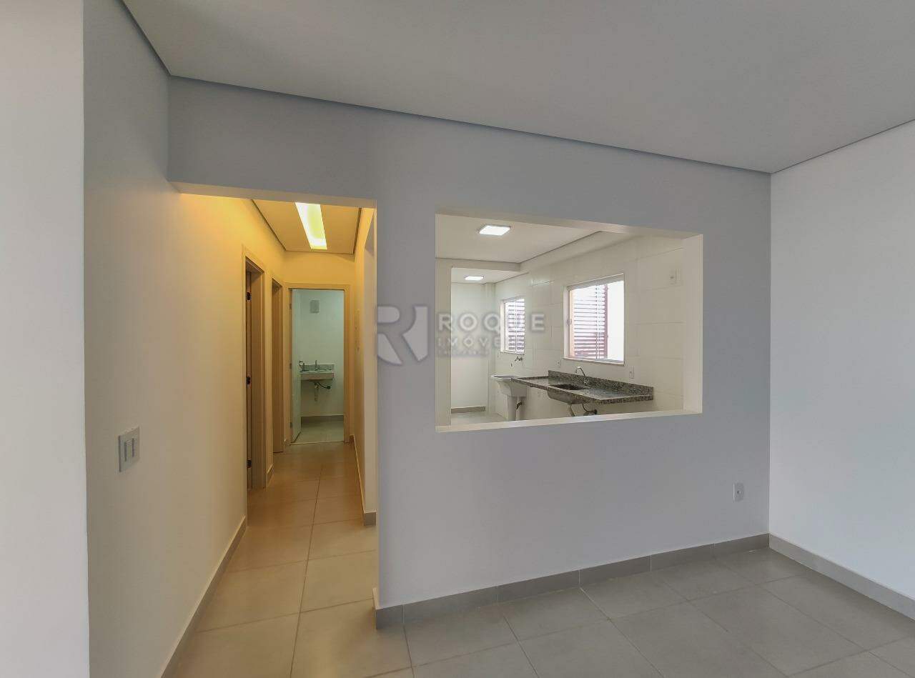 Apartamento à venda no bairro Jardim Santa Adélia: Sala / cozinha 