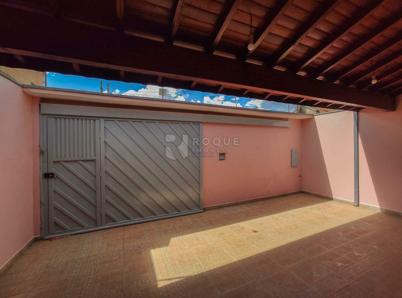 Casa Residencial à venda no bairro Jardim São Lourenço: Frente