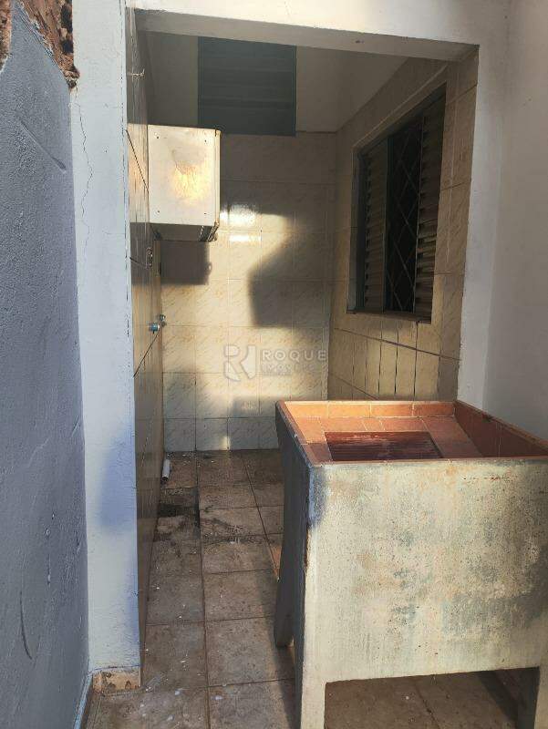 Casa Residencial à venda no bairro Jardim Nova Suiça: Lavanderia