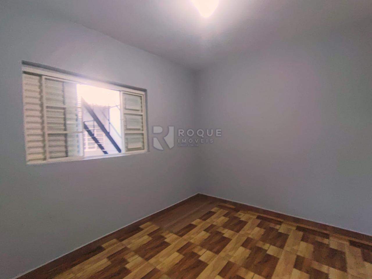 Casa Residencial para aluguel no bairro Parque Residencial Santa Eulália: Dormitório fundos superior