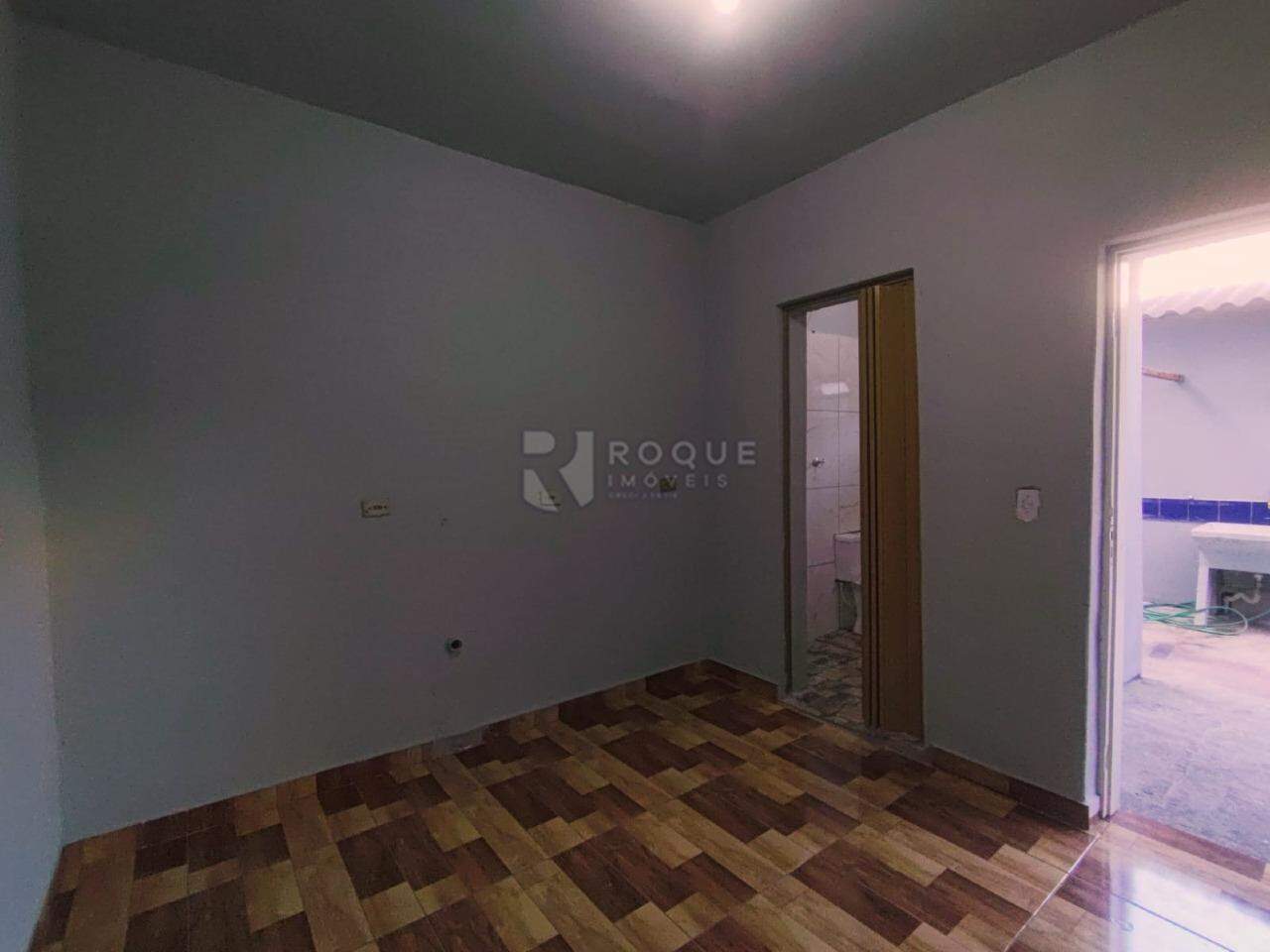 Casa Residencial para aluguel no bairro Parque Residencial Santa Eulália: Dormitório fundos 