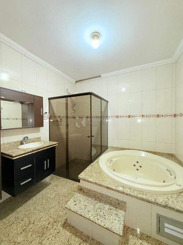 Casa Residencial para aluguel no bairro Jardim Vista Alegre: Wc Suíte