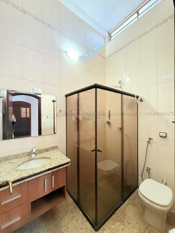 Casa Residencial para aluguel no bairro Jardim Vista Alegre: Wc social