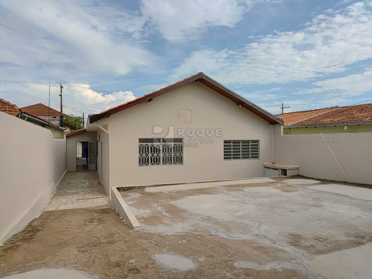 Casa Residencial para aluguel no bairro Boa Vista: Fundos