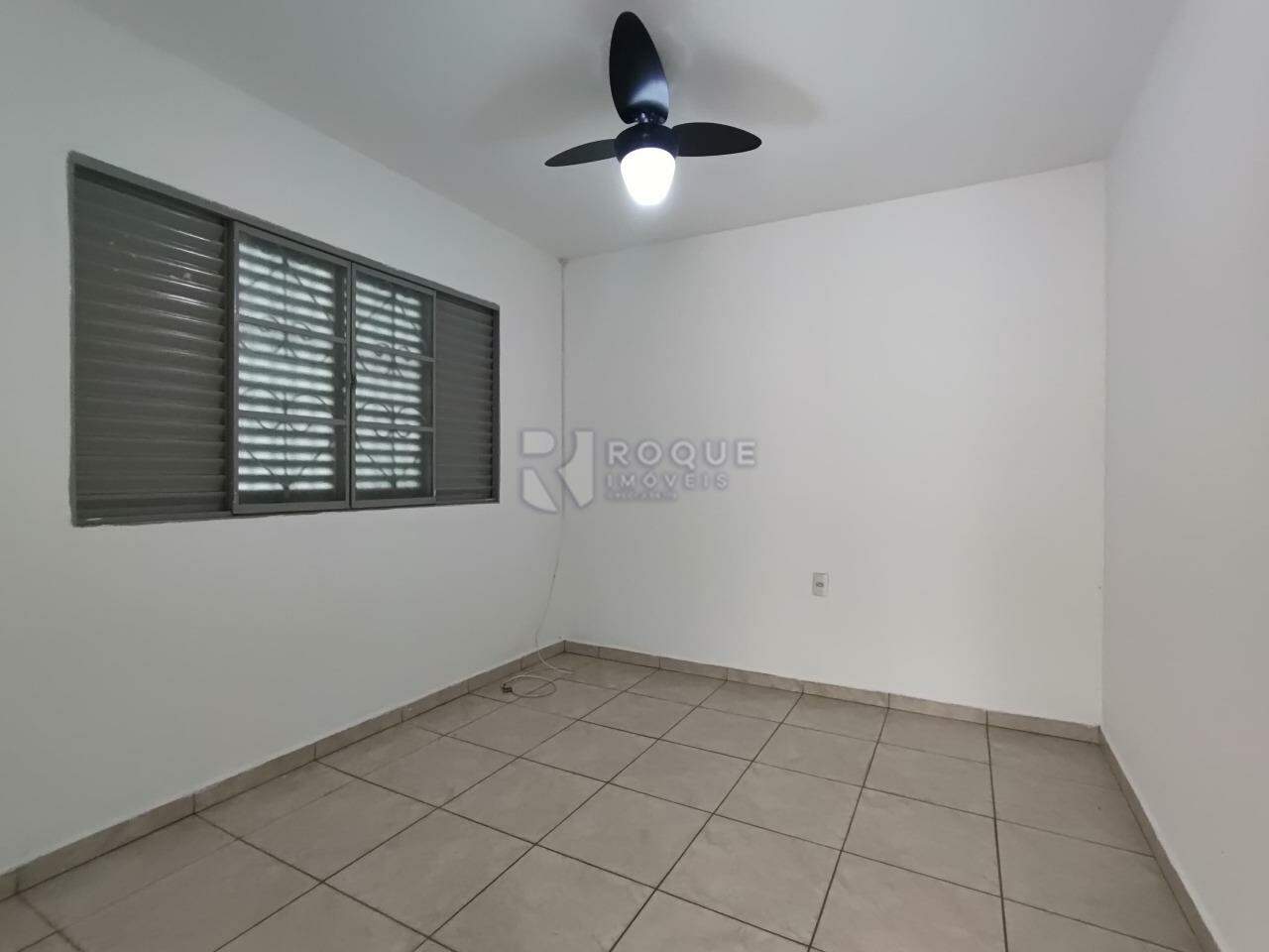 Casa Residencial para aluguel no bairro Boa Vista: Dormitório fundos