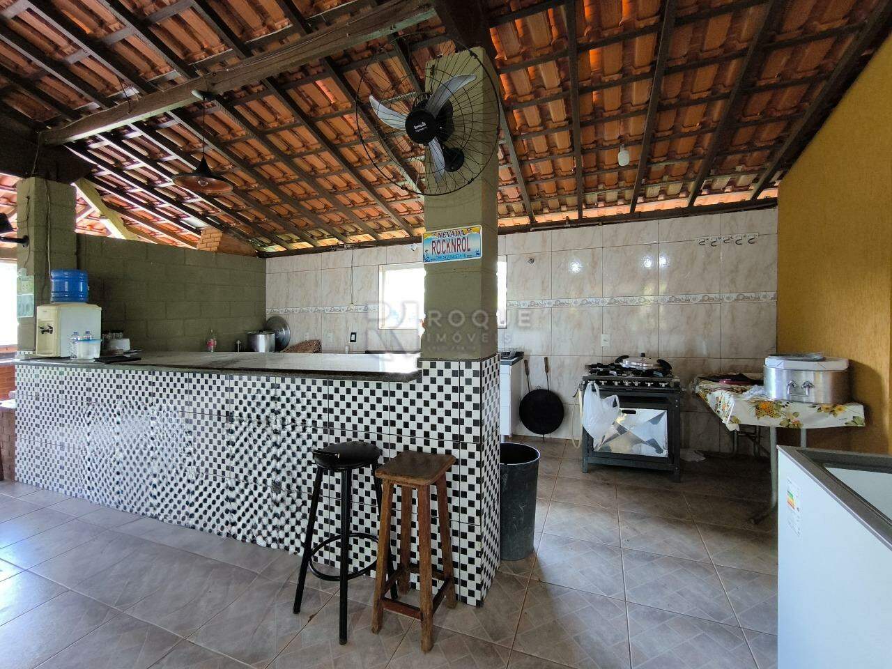 Chácara à venda no bairro Bairro do Pinhal: ÁREA GOURMET
