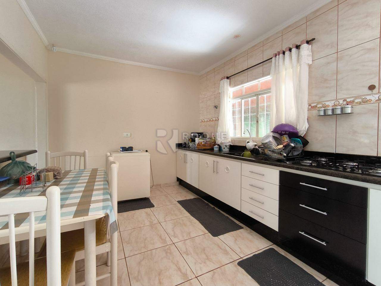 Chácara à venda no bairro Bairro do Pinhal: COZINHA
