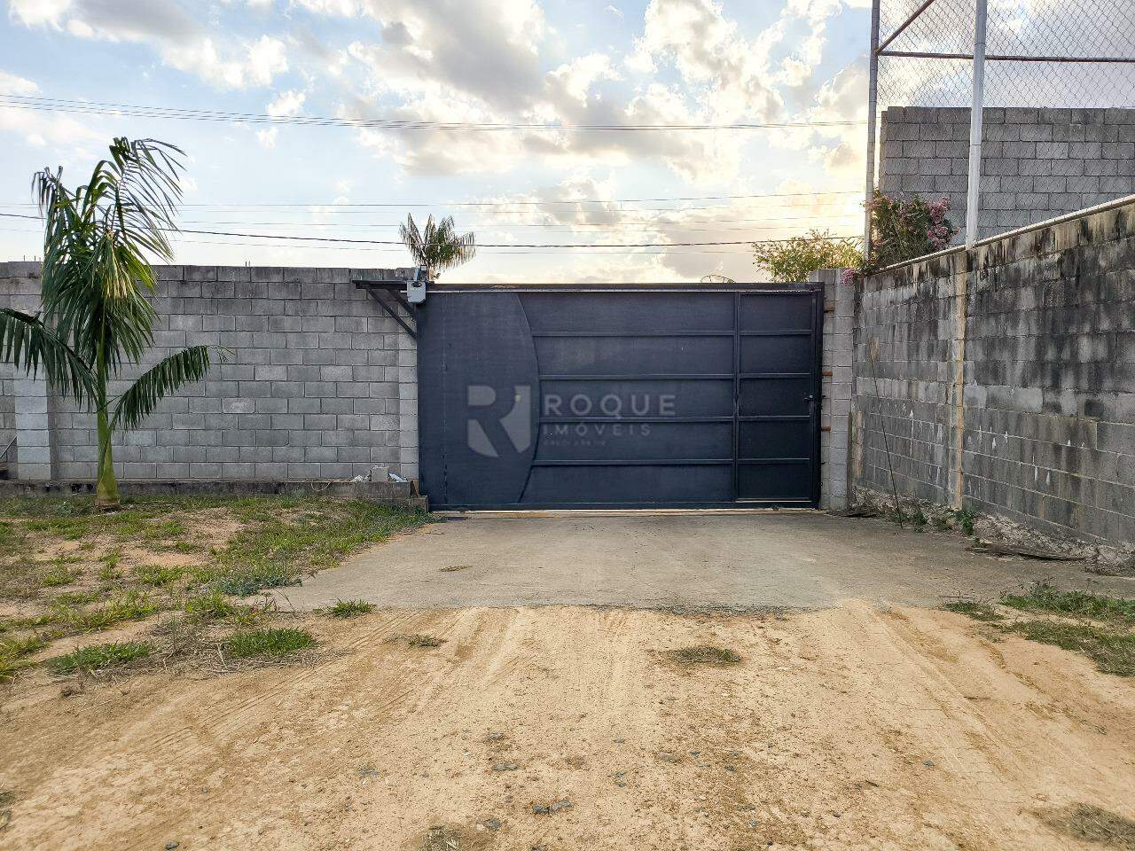Chácara à venda no bairro Bairro dos Lopes: ENTRADA