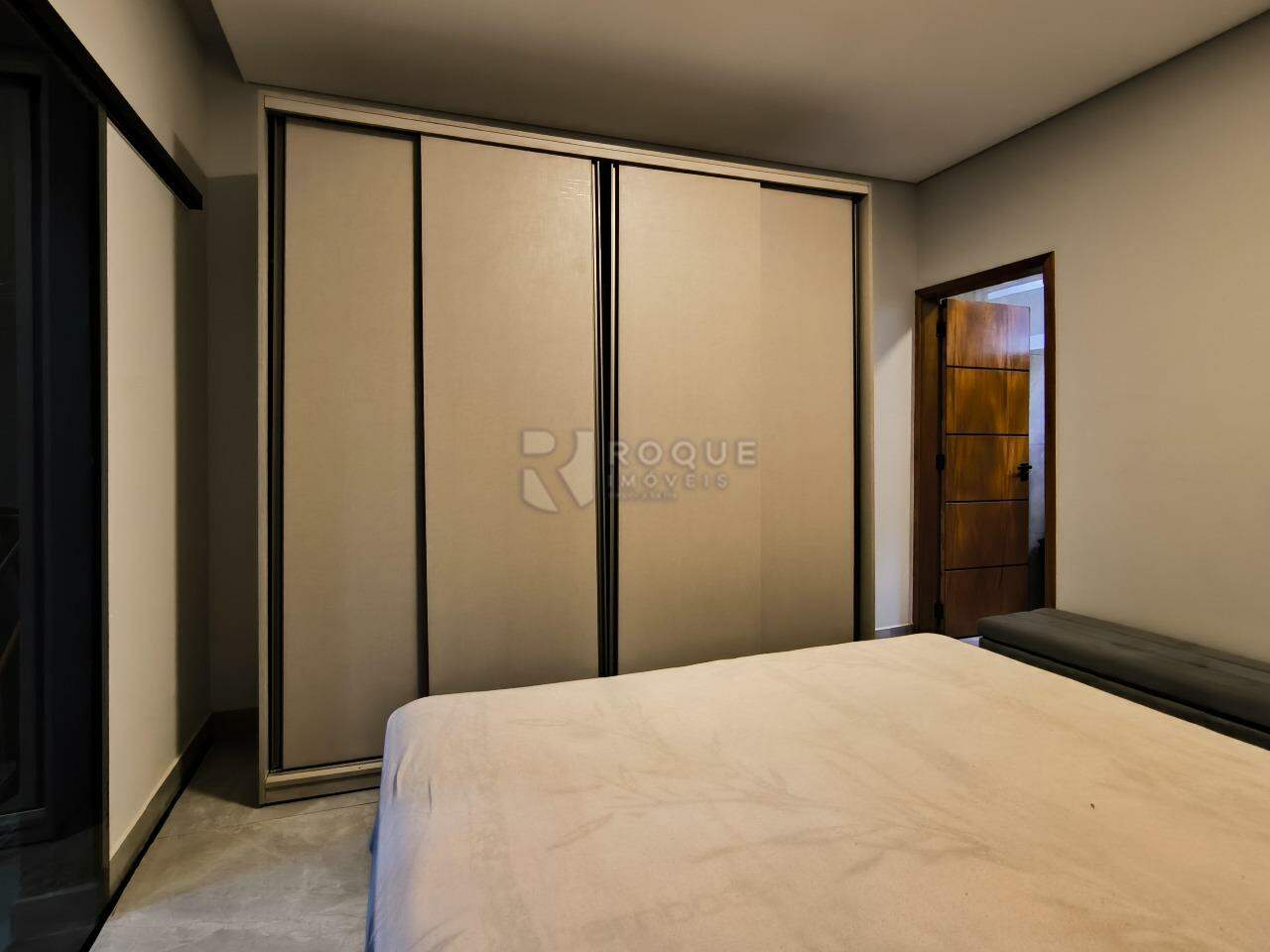 Casa Residencial à venda no bairro Jardim Marajoara: SUÍTE